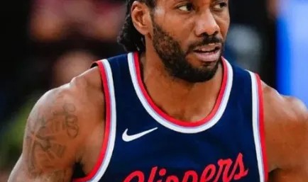 竞技宝官网-本赛季15场比赛场均30+且命中率50/40/90%的球员：小卡、SGA