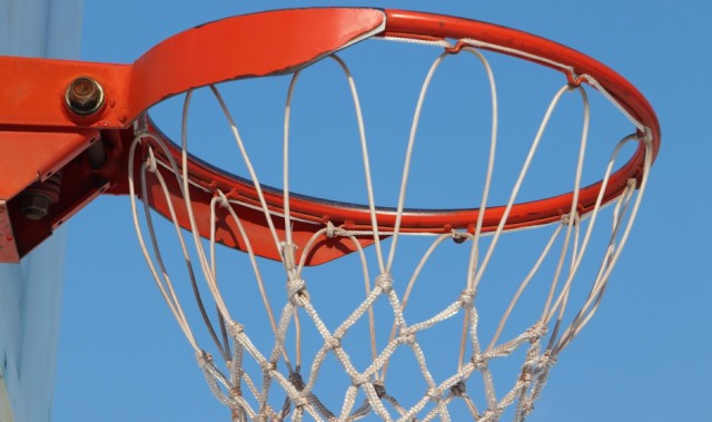 曝曾凡博将签篮网！不算托马斯大名单已19人 17+2名单还存1双向名额