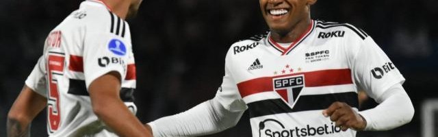 竞技宝官网-远水难解渴！阿森纳签下巴西妖锋 但问题还没解决